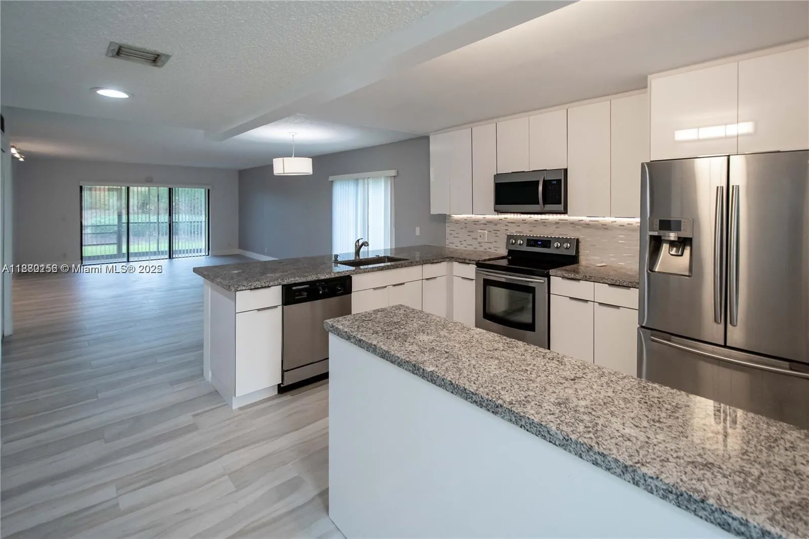 16471 Blatt Blvd, #106