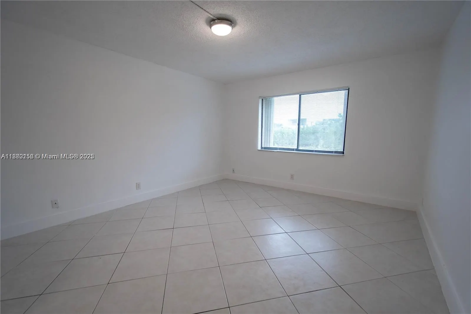 16471 Blatt Blvd, #106