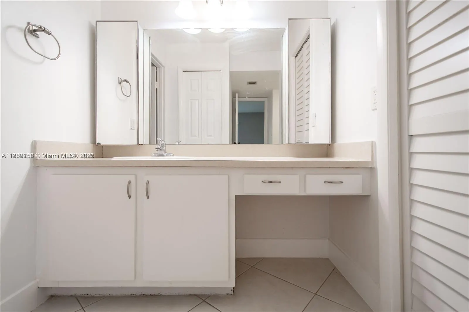 16471 Blatt Blvd, #106