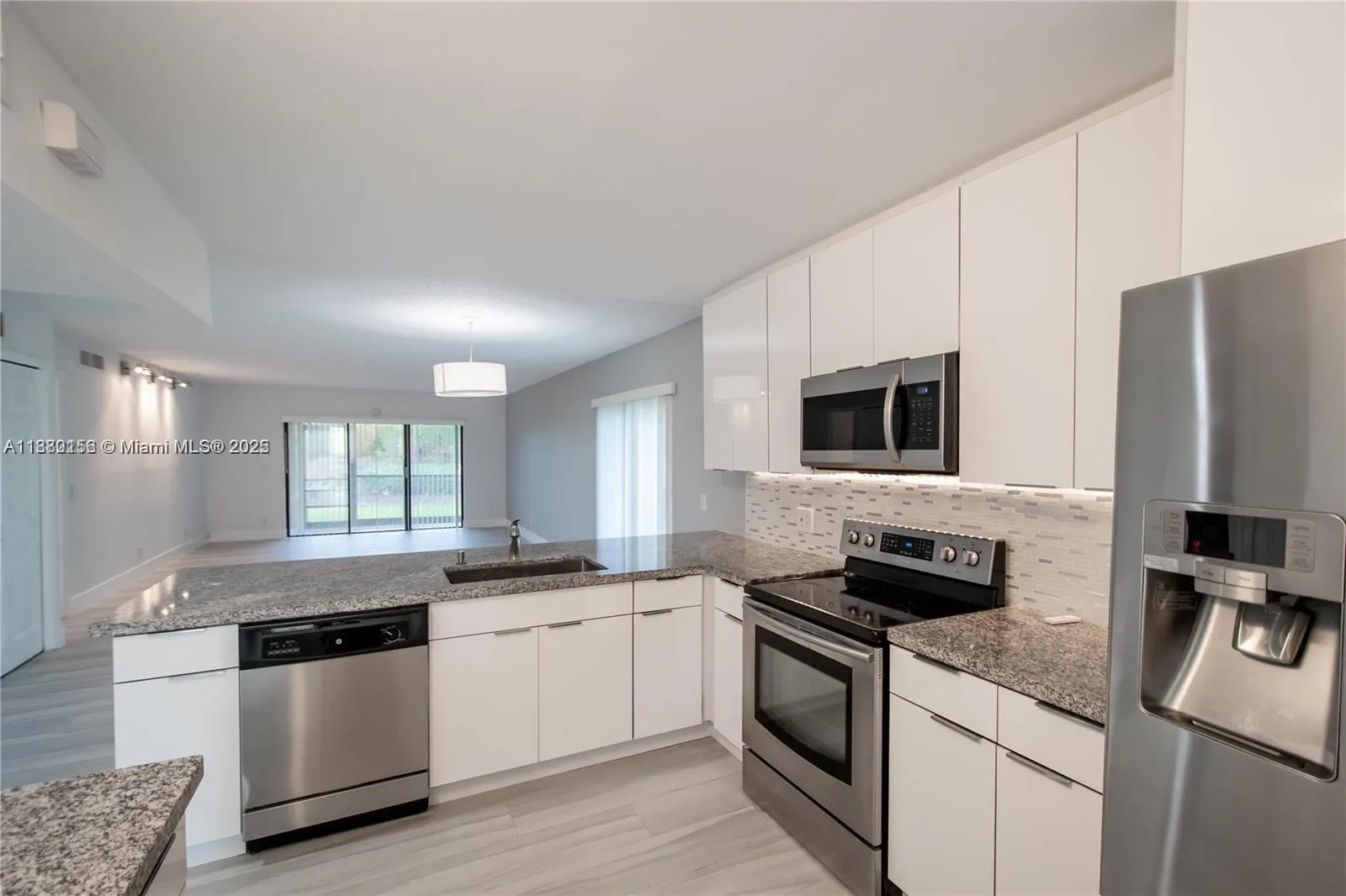 16471 Blatt Blvd, #106