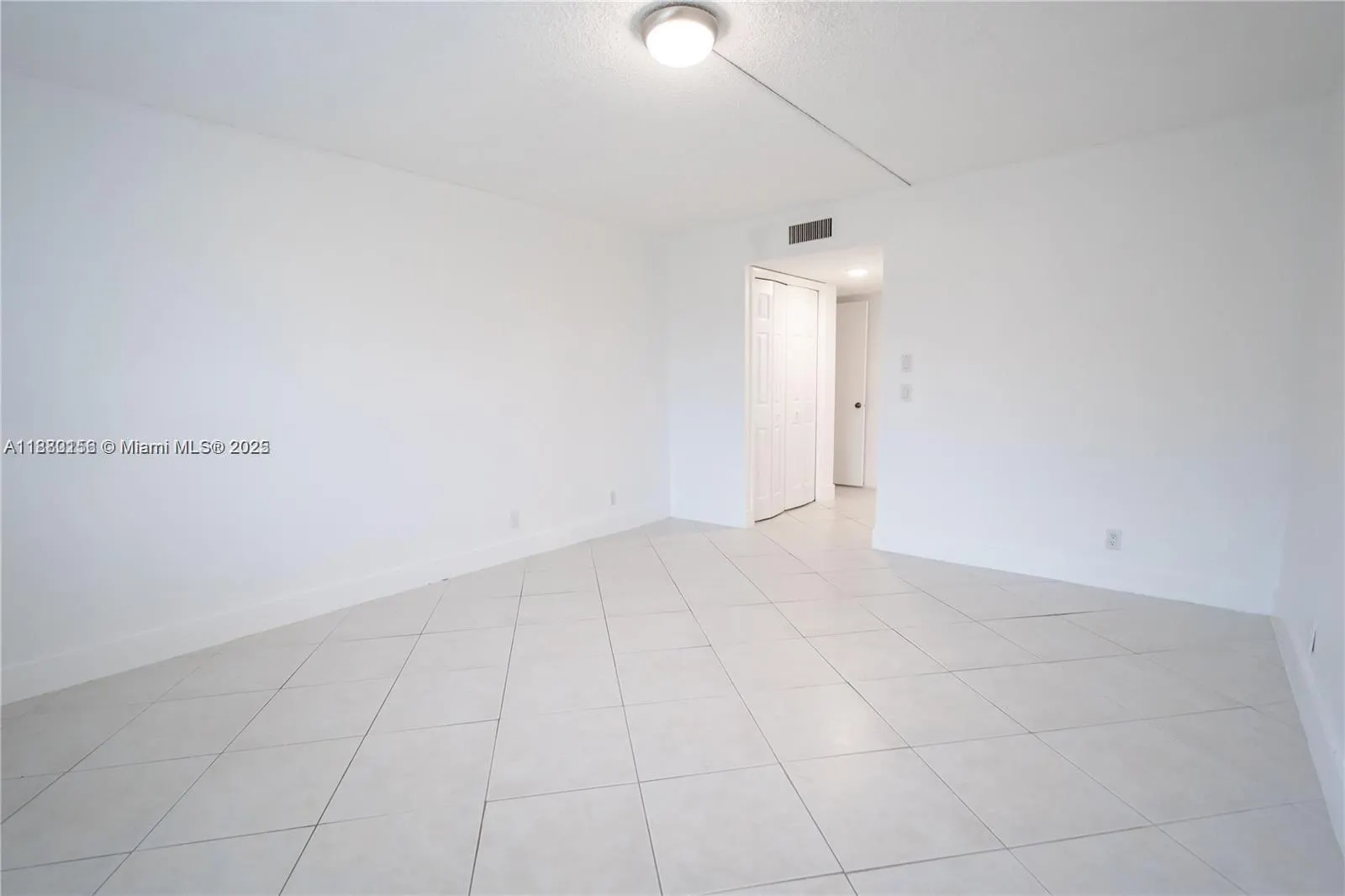 16471 Blatt Blvd, #106