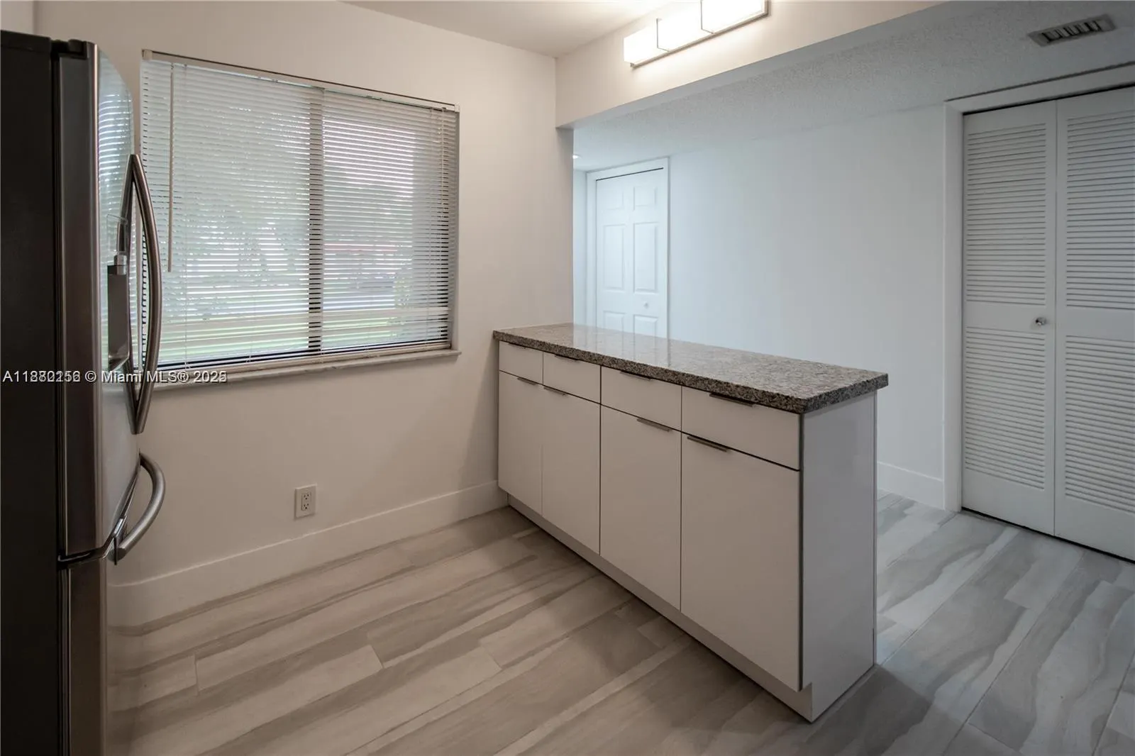 16471 Blatt Blvd, #106
