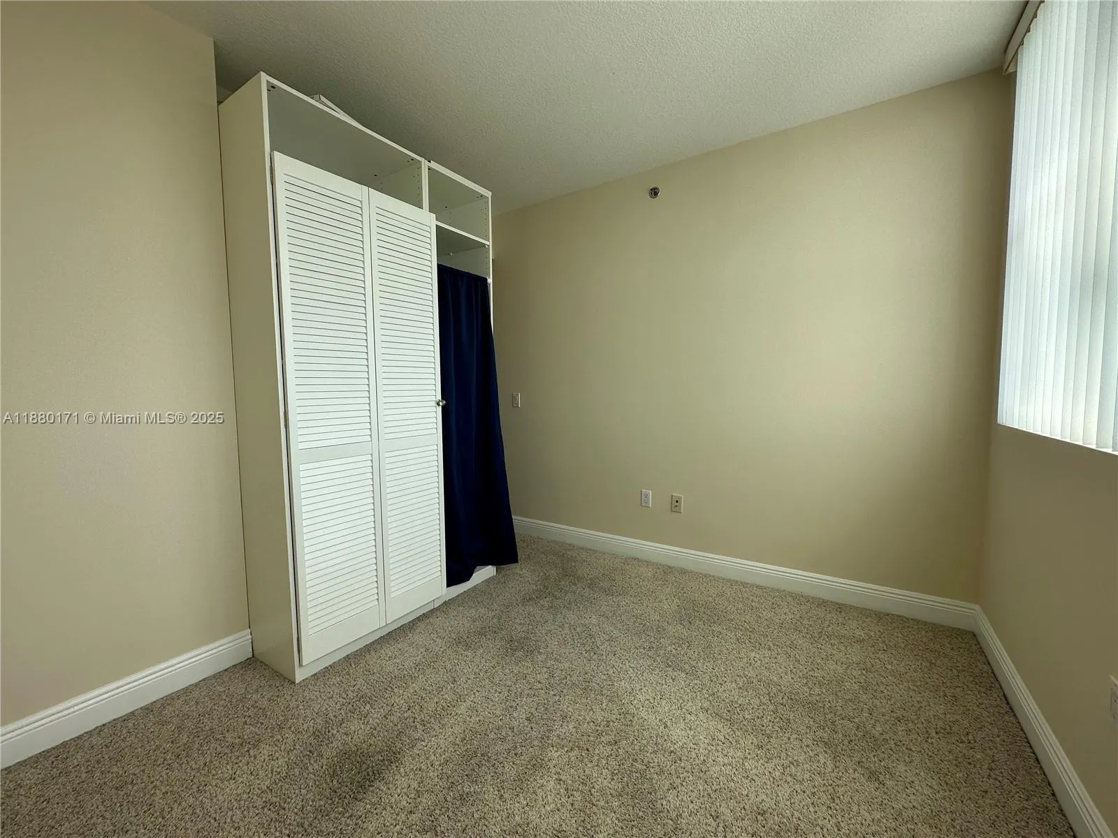 2681 N Flamingo Rd, #1704S