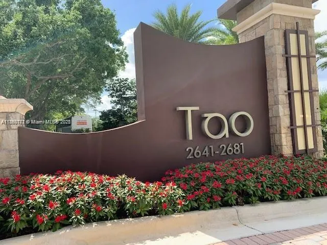 2681 N Flamingo Rd, #1704S