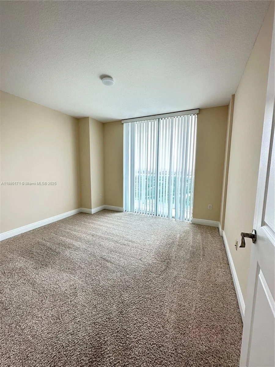 2681 N Flamingo Rd, #1704S