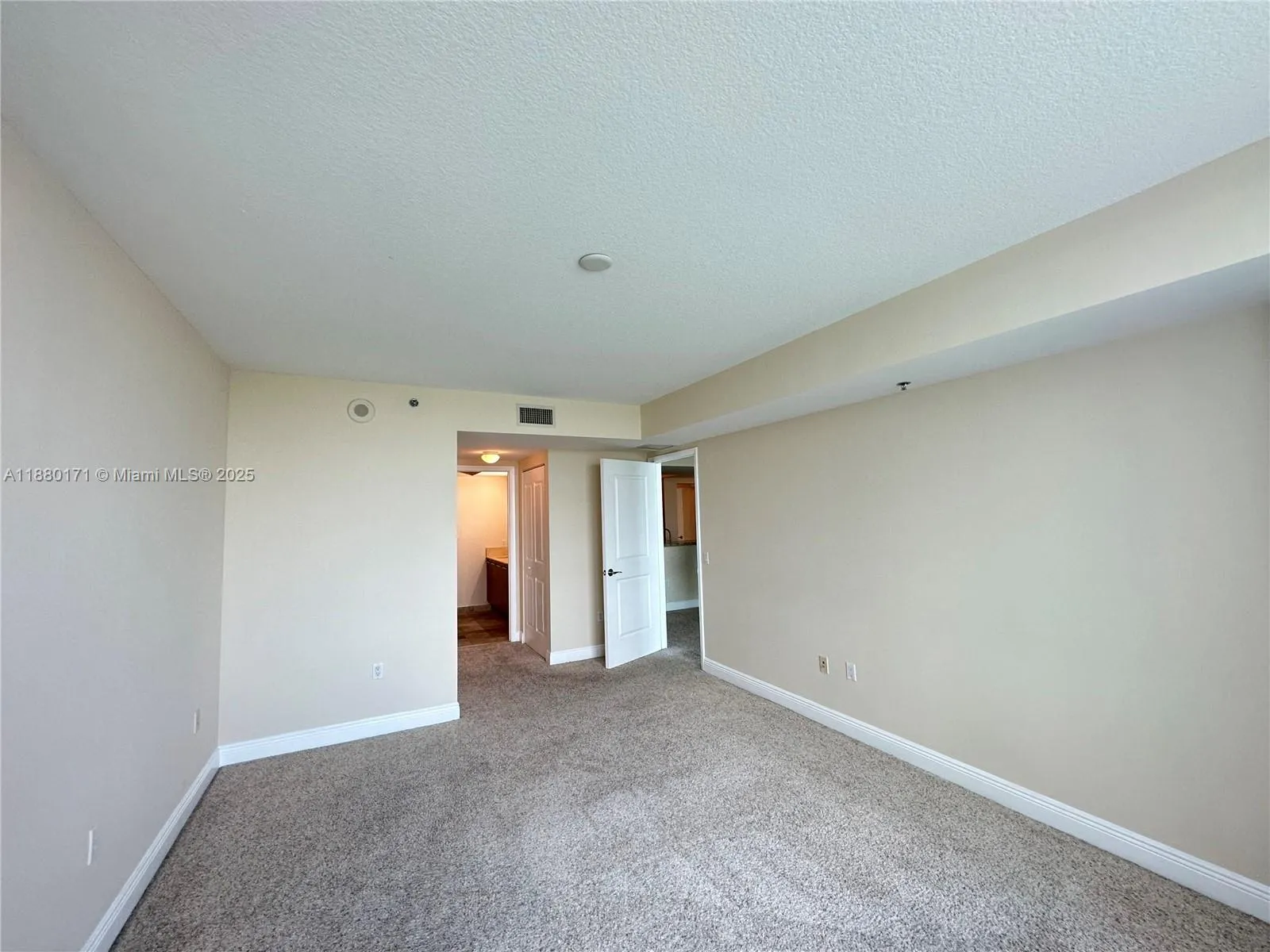 2681 N Flamingo Rd, #1704S