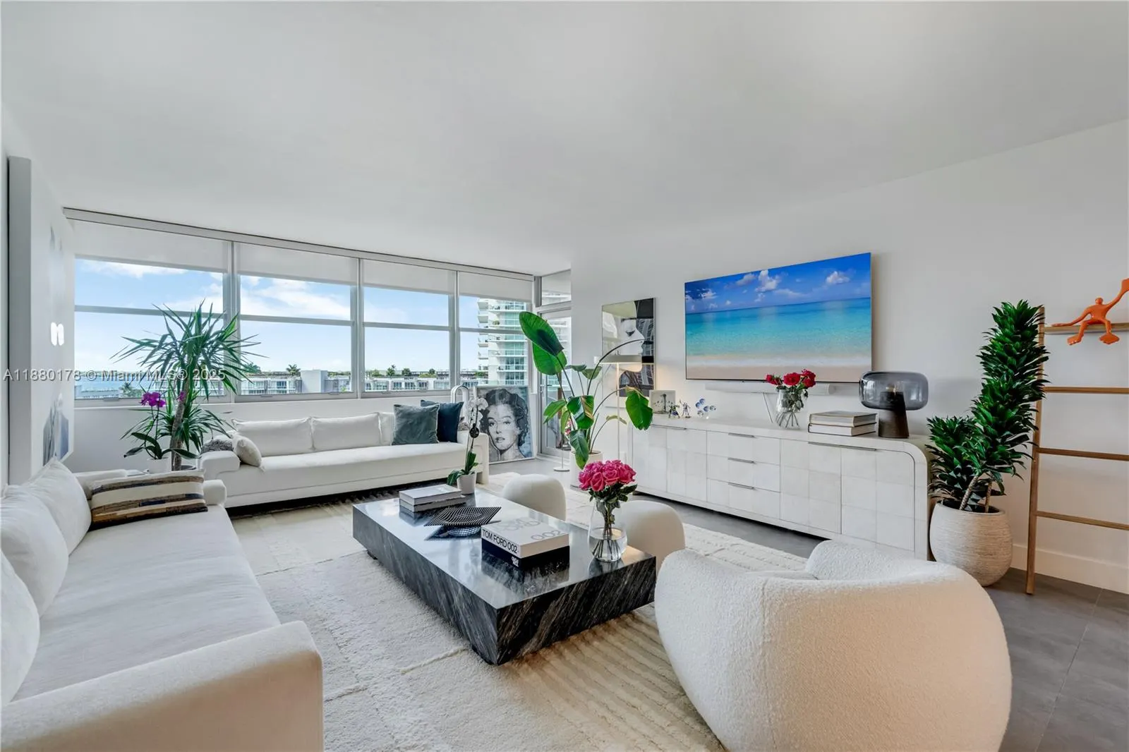 20 Island Ave, #702