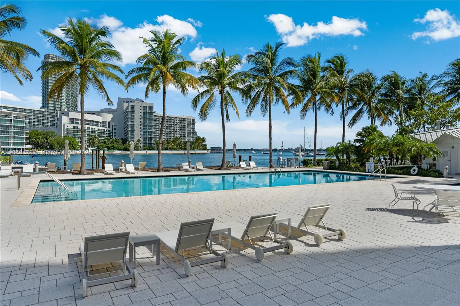 20 Island Ave, #702