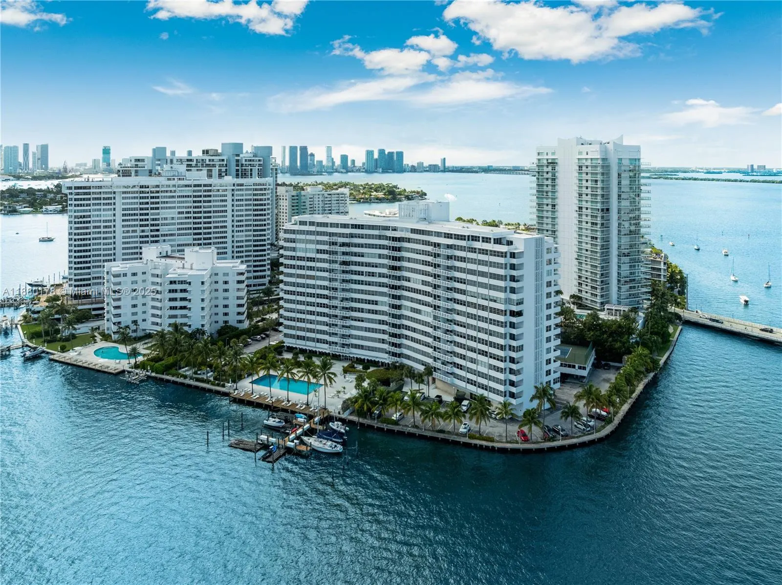 20 Island Ave, #702