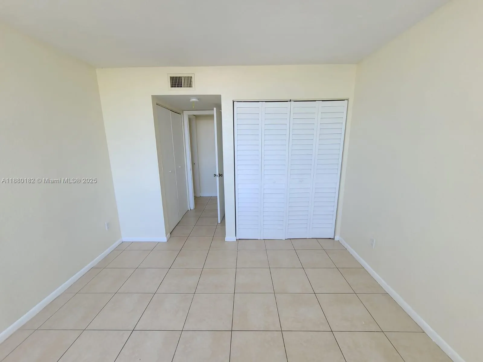 496 NW 165th St Rd, #D-409