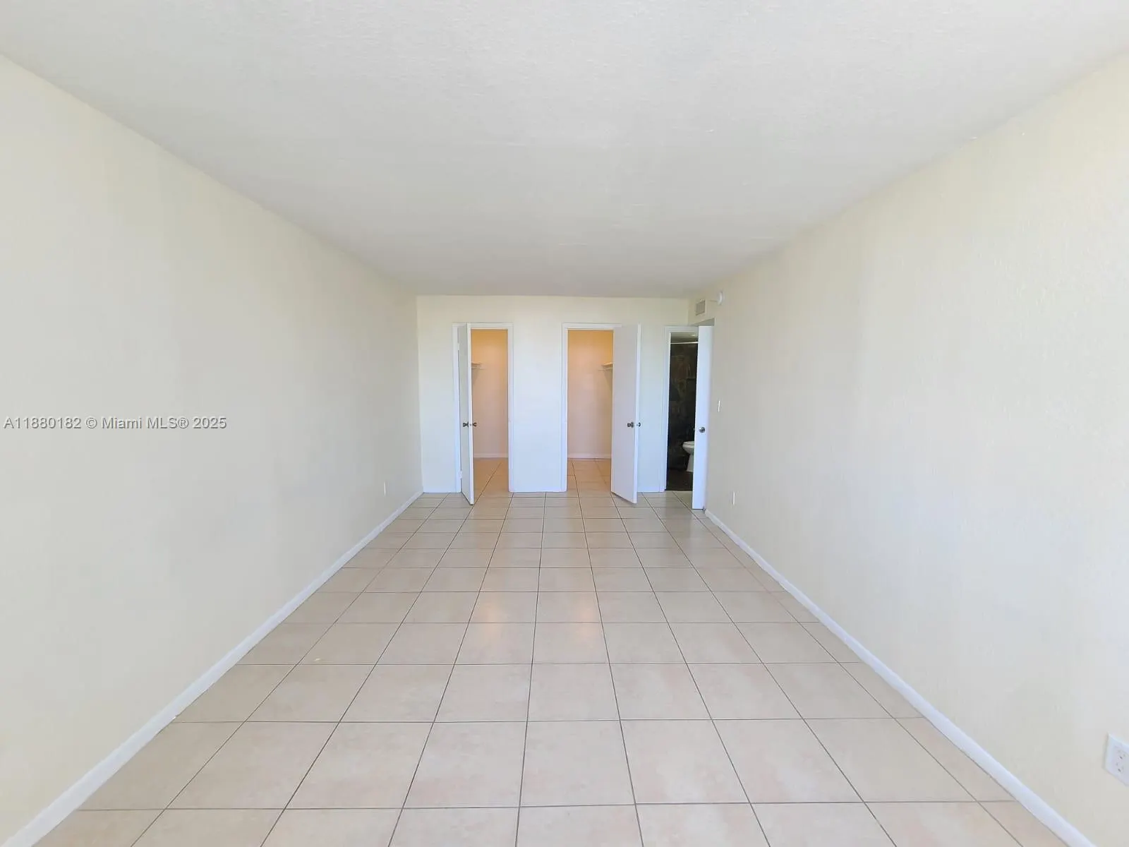 496 NW 165th St Rd, #D-409