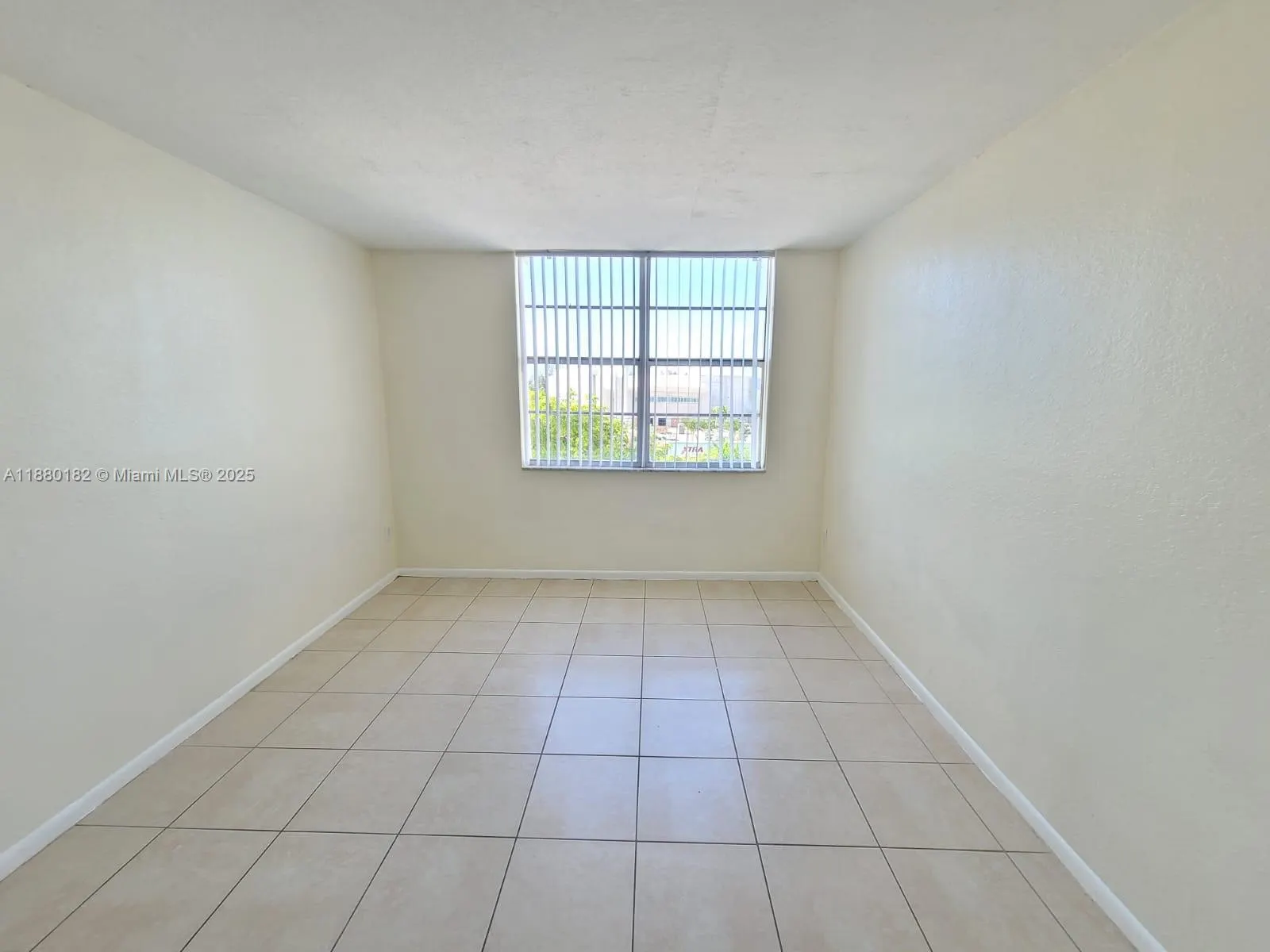 496 NW 165th St Rd, #D-409