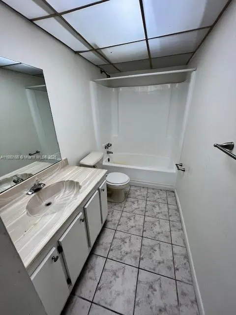 2800 NW 56th Ave, #H401