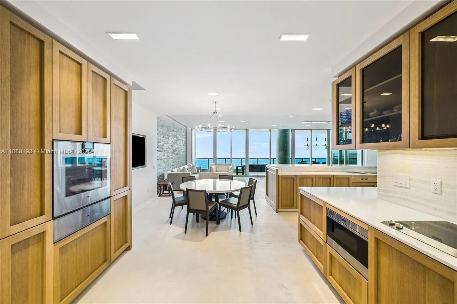 5959 Collins Ave, #1804 / 1805