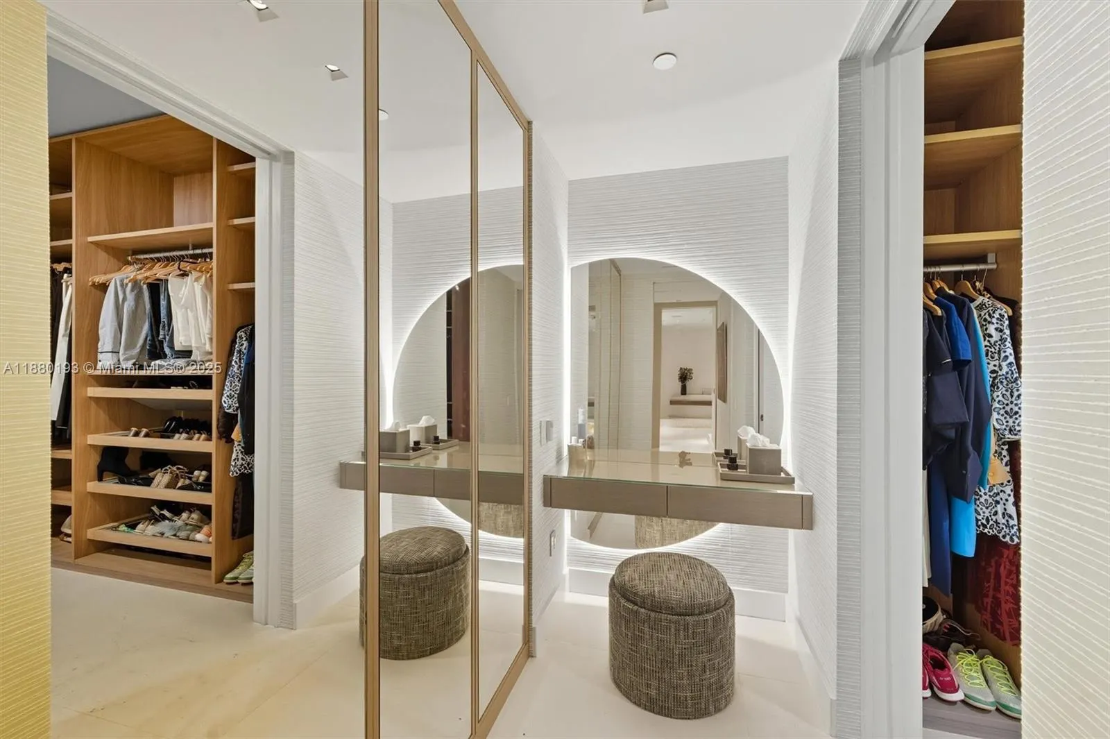 5959 Collins Ave, #1804 / 1805