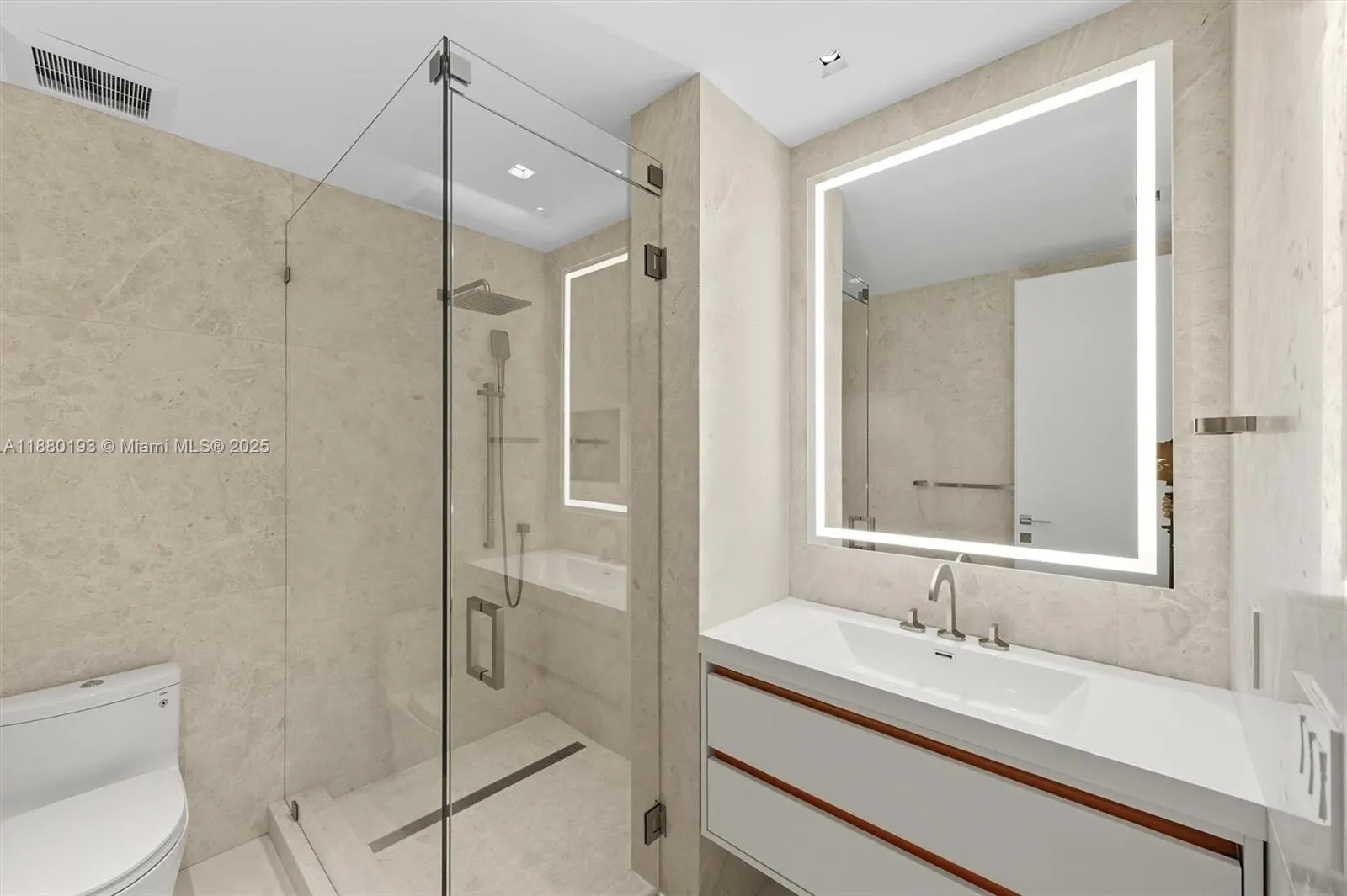 5959 Collins Ave, #1804 / 1805