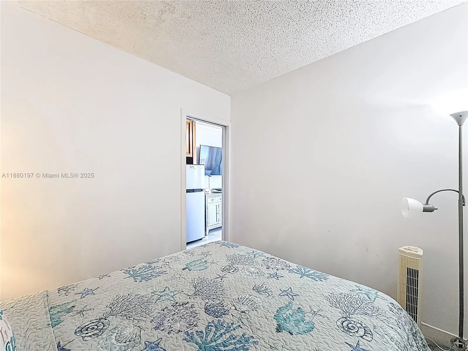 19201 Collins Ave, #1010