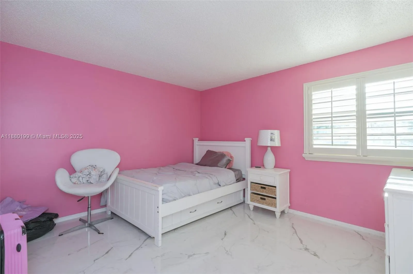 1800 Embassy Dr, #125