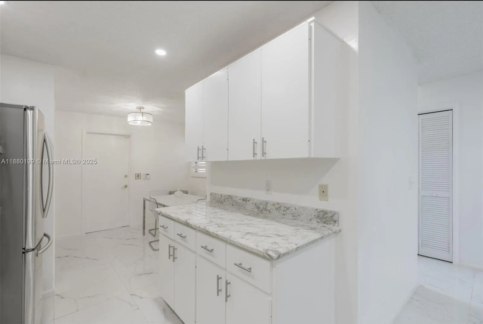 1800 Embassy Dr, #125