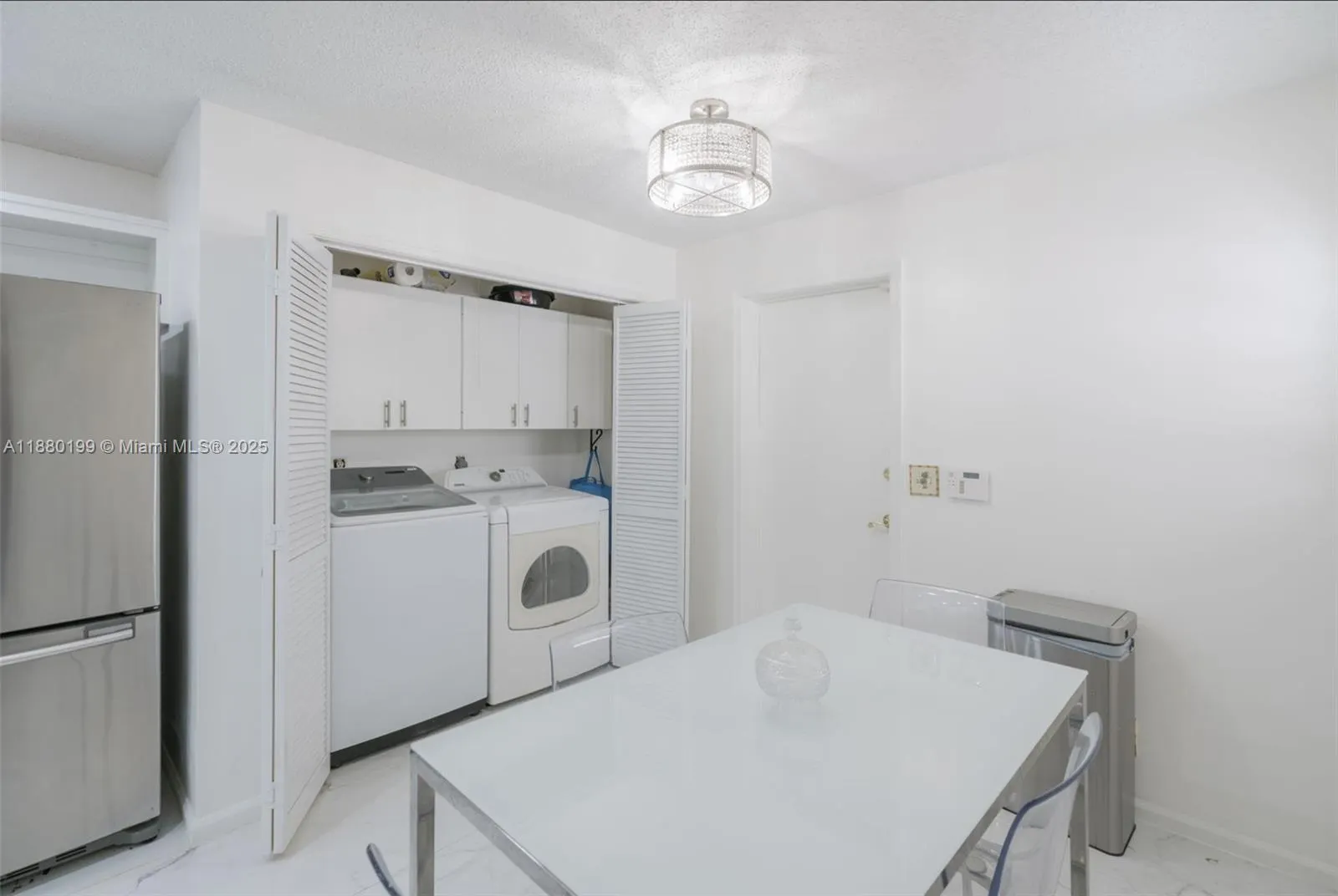 1800 Embassy Dr, #125