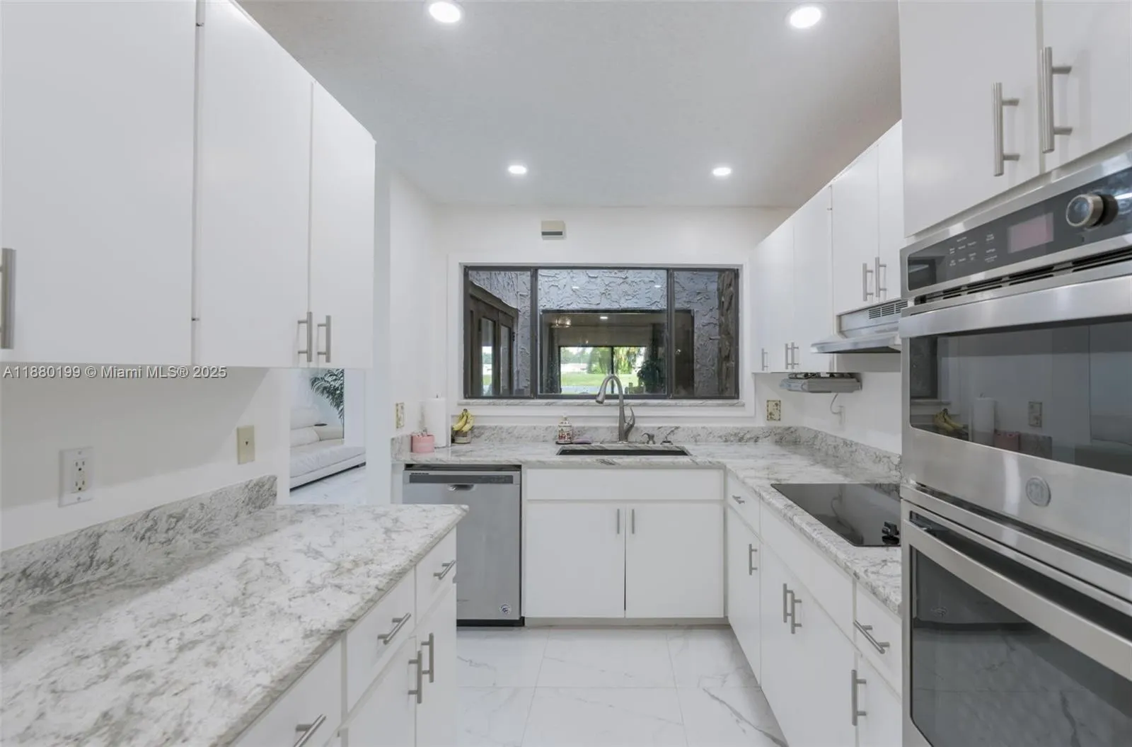 1800 Embassy Dr, #125