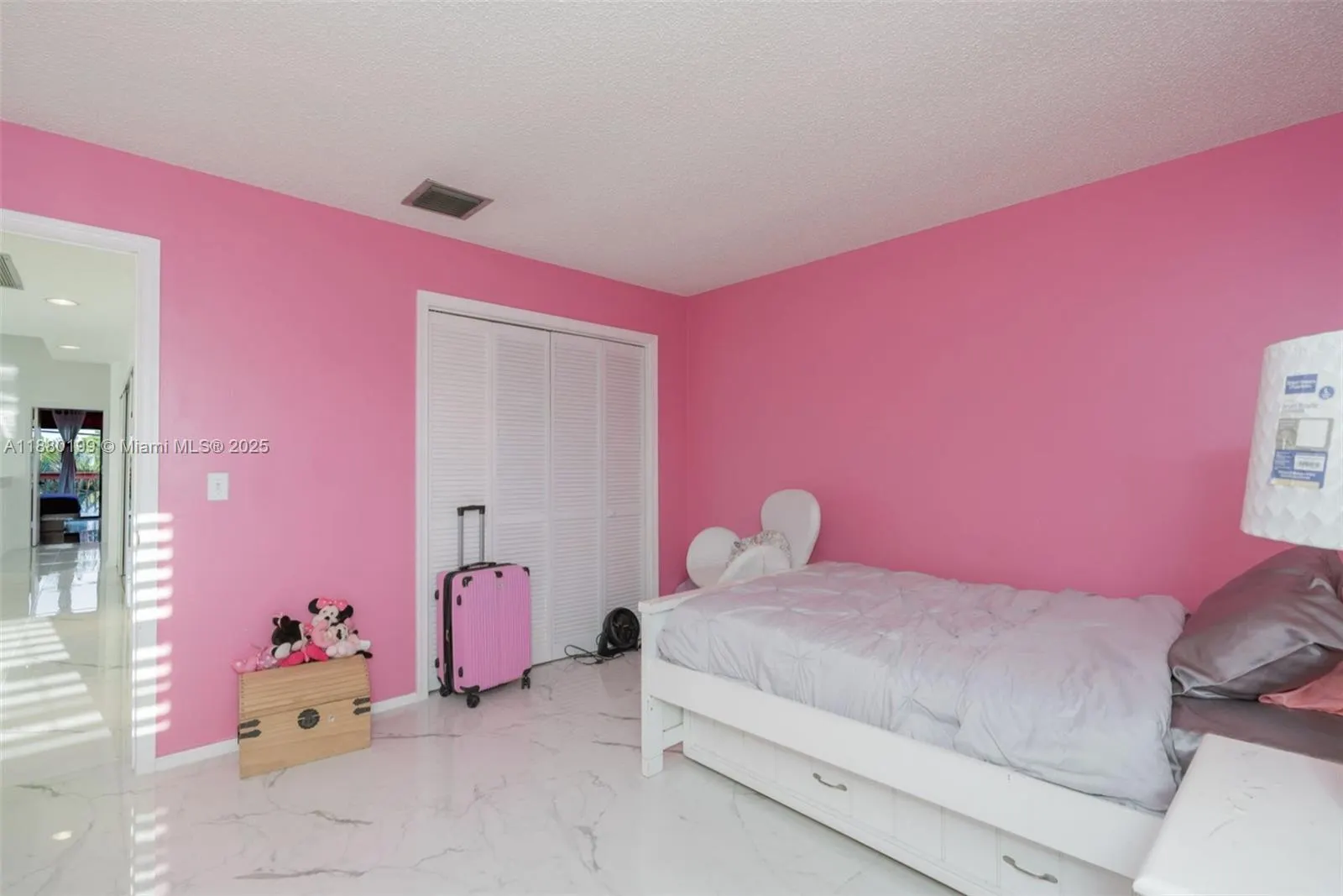 1800 Embassy Dr, #125