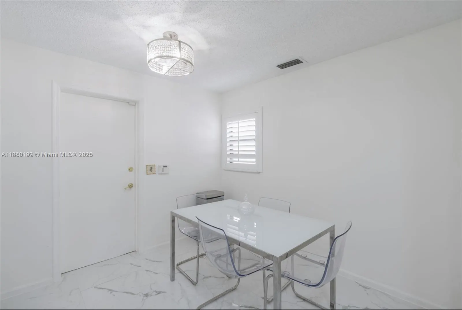 1800 Embassy Dr, #125