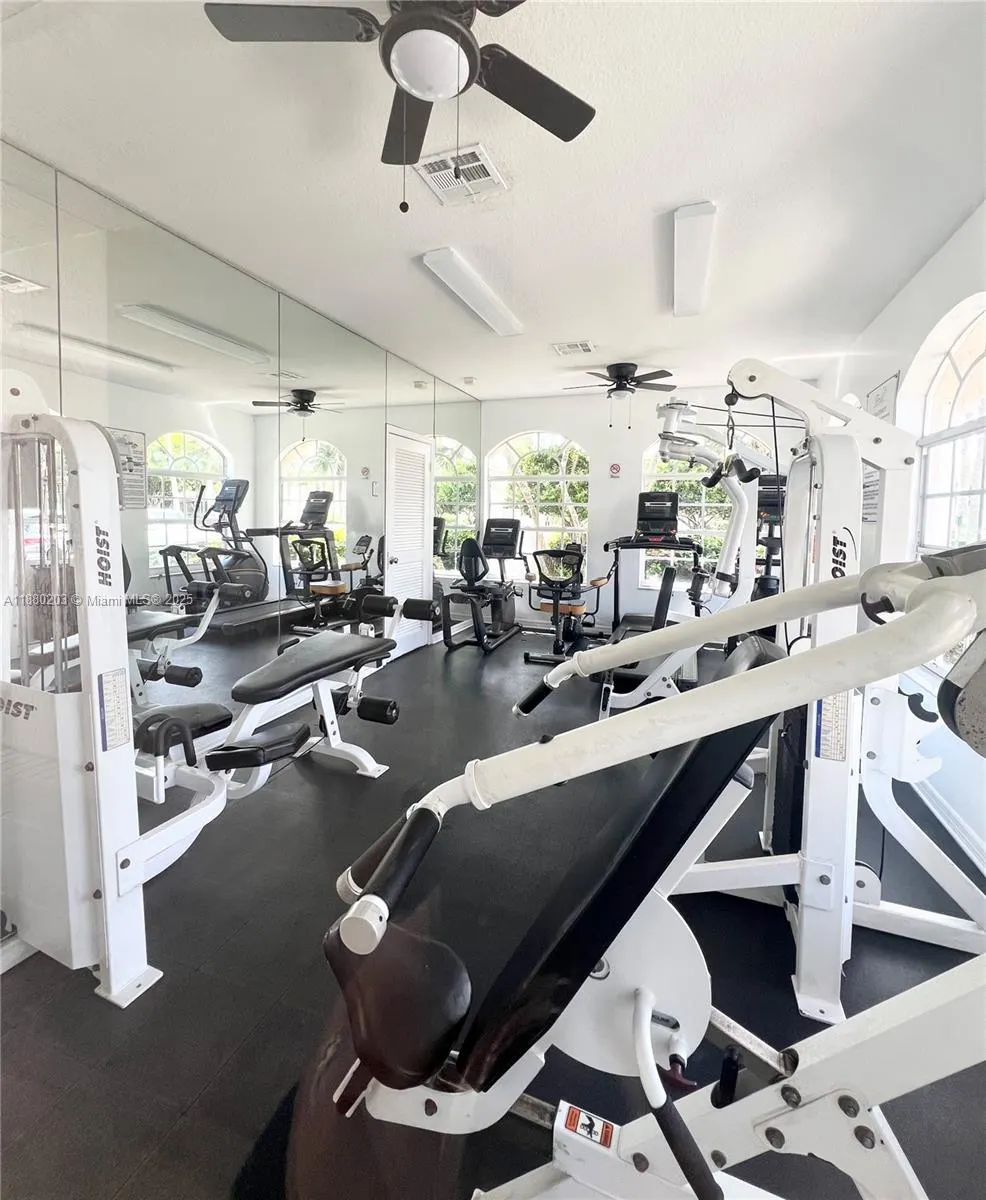 5600 NW 114th Pl, #103