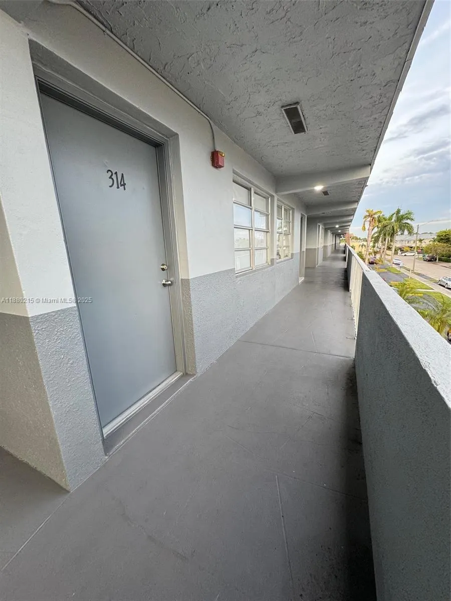 11195 SW 1st St, #314