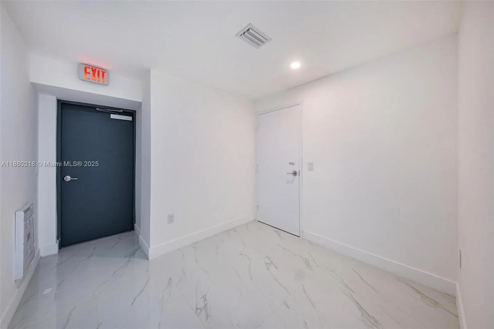 700 NE 24th, #3107