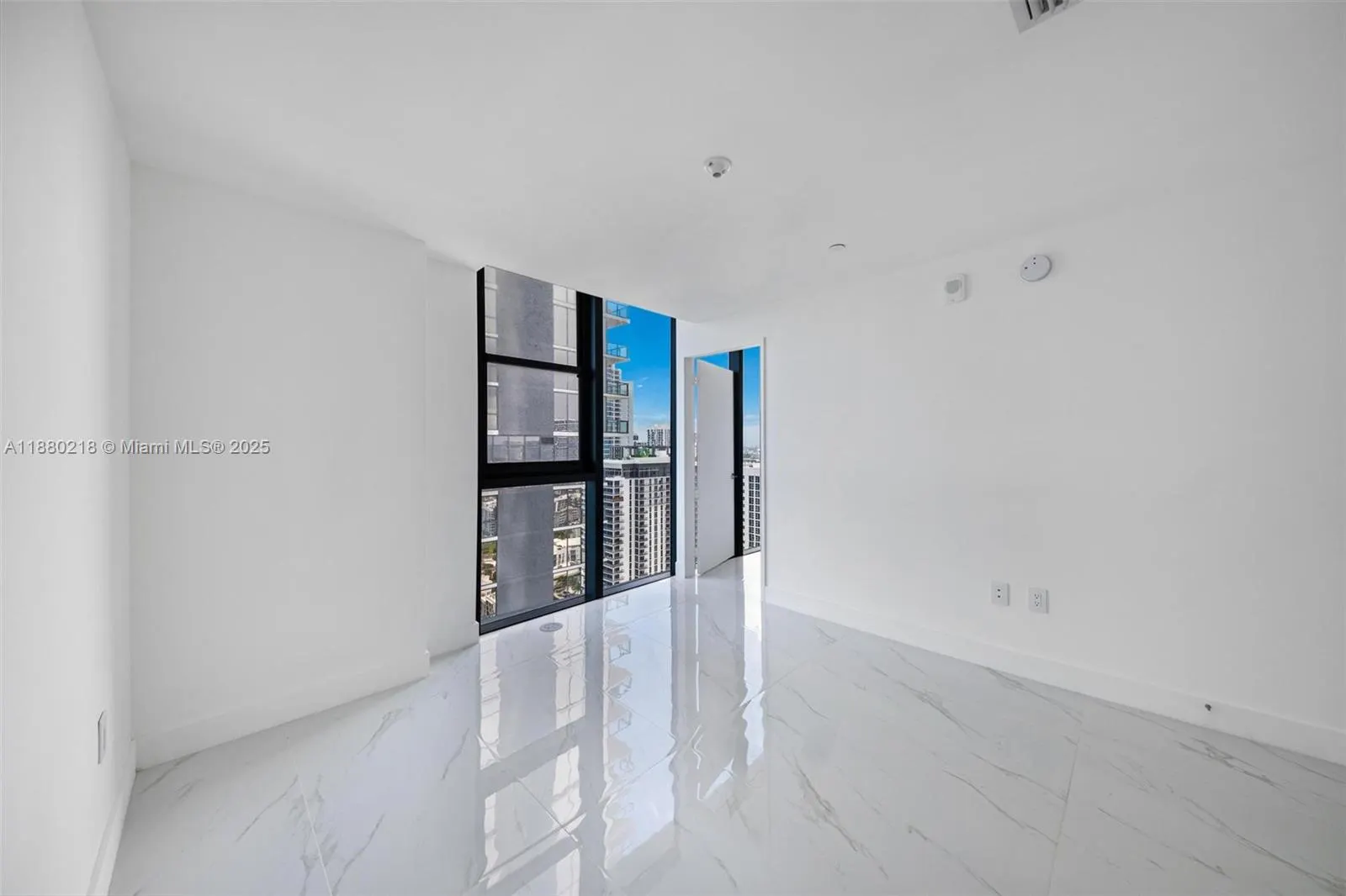 700 NE 24th, #3107