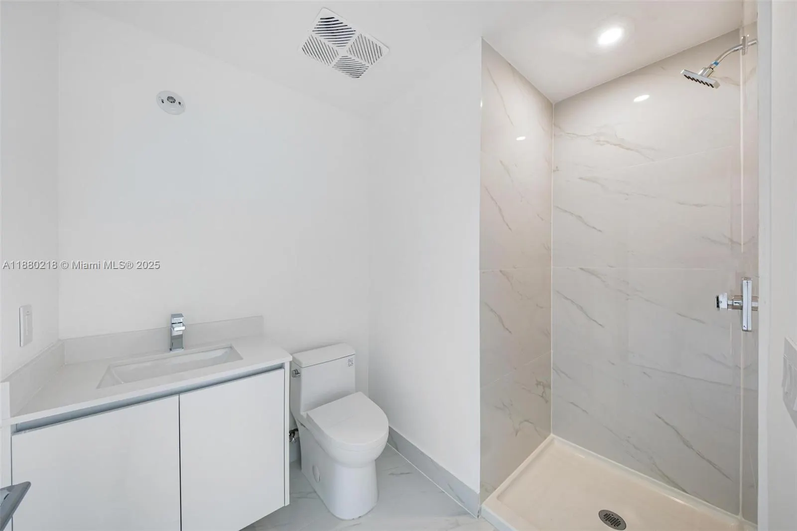 700 NE 24th, #3107