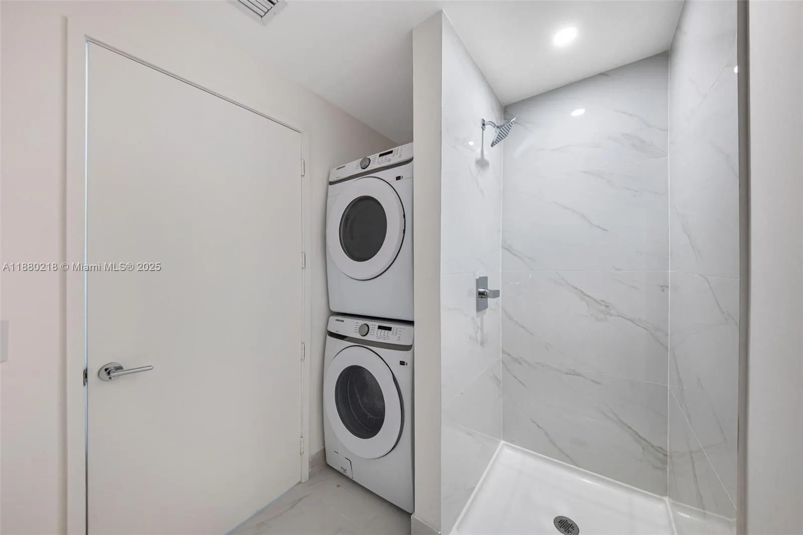 700 NE 24th, #3107