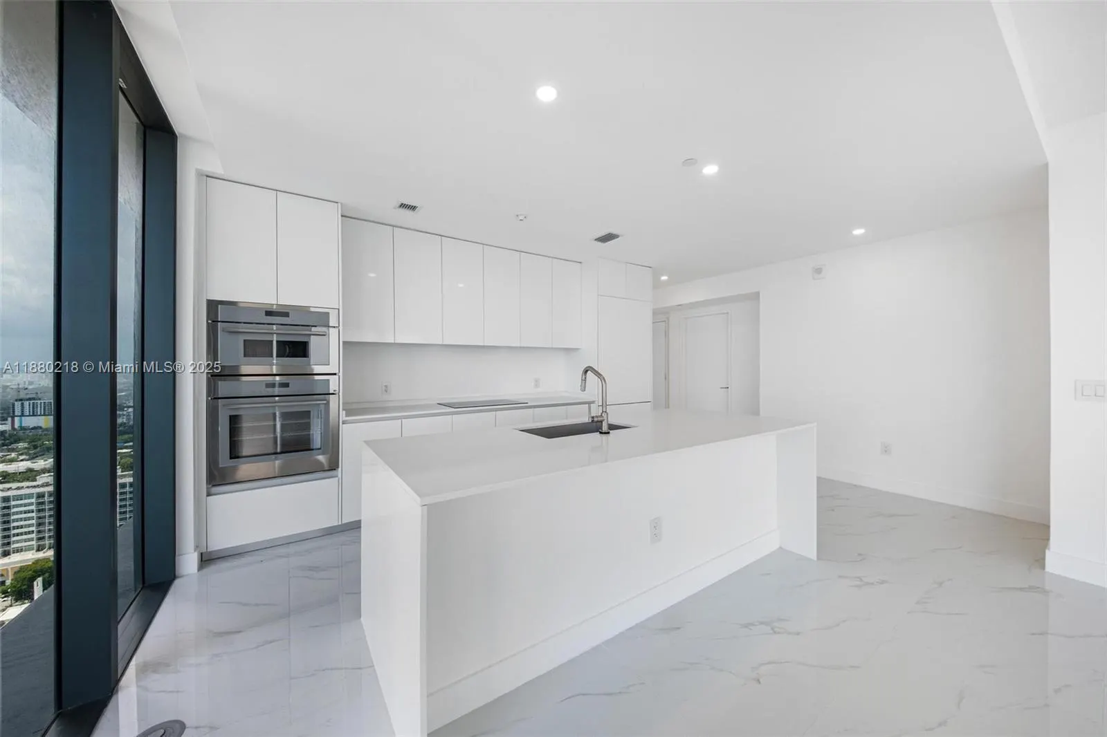 700 NE 24th, #3107