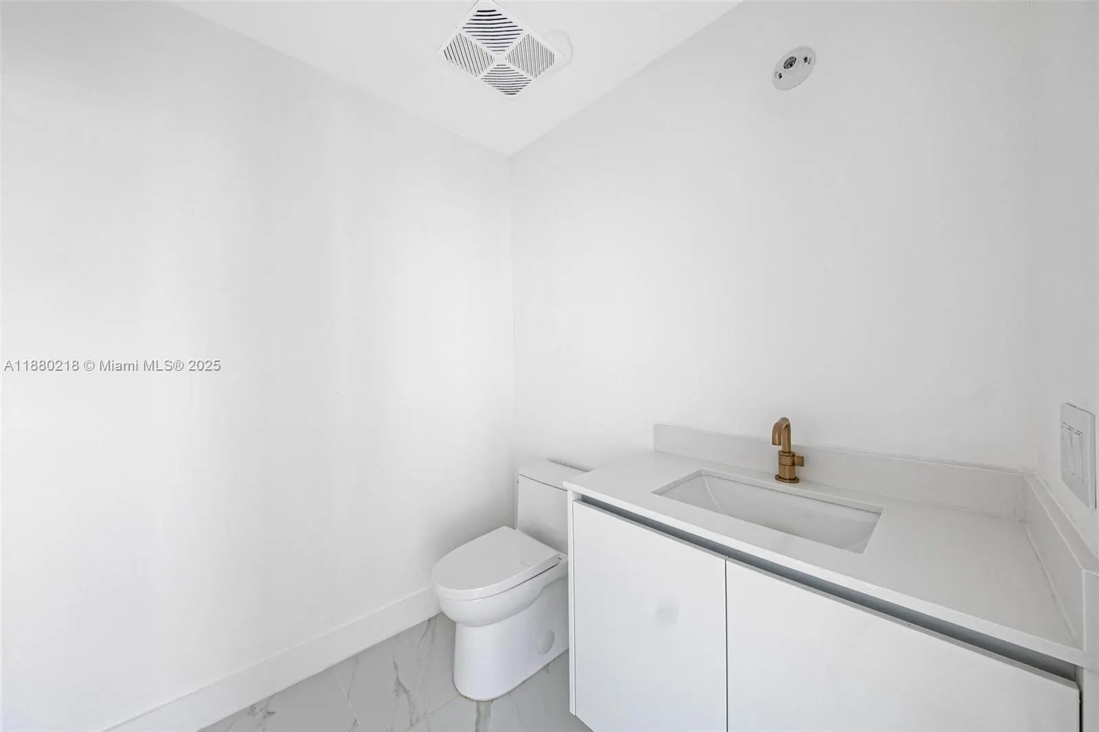 700 NE 24th, #3107