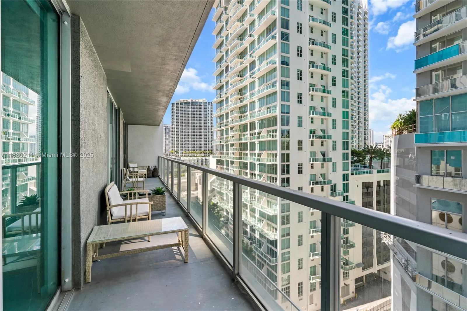 55 SE 6th St, #1203