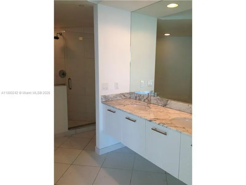 500 BRICKELL AV, #2505