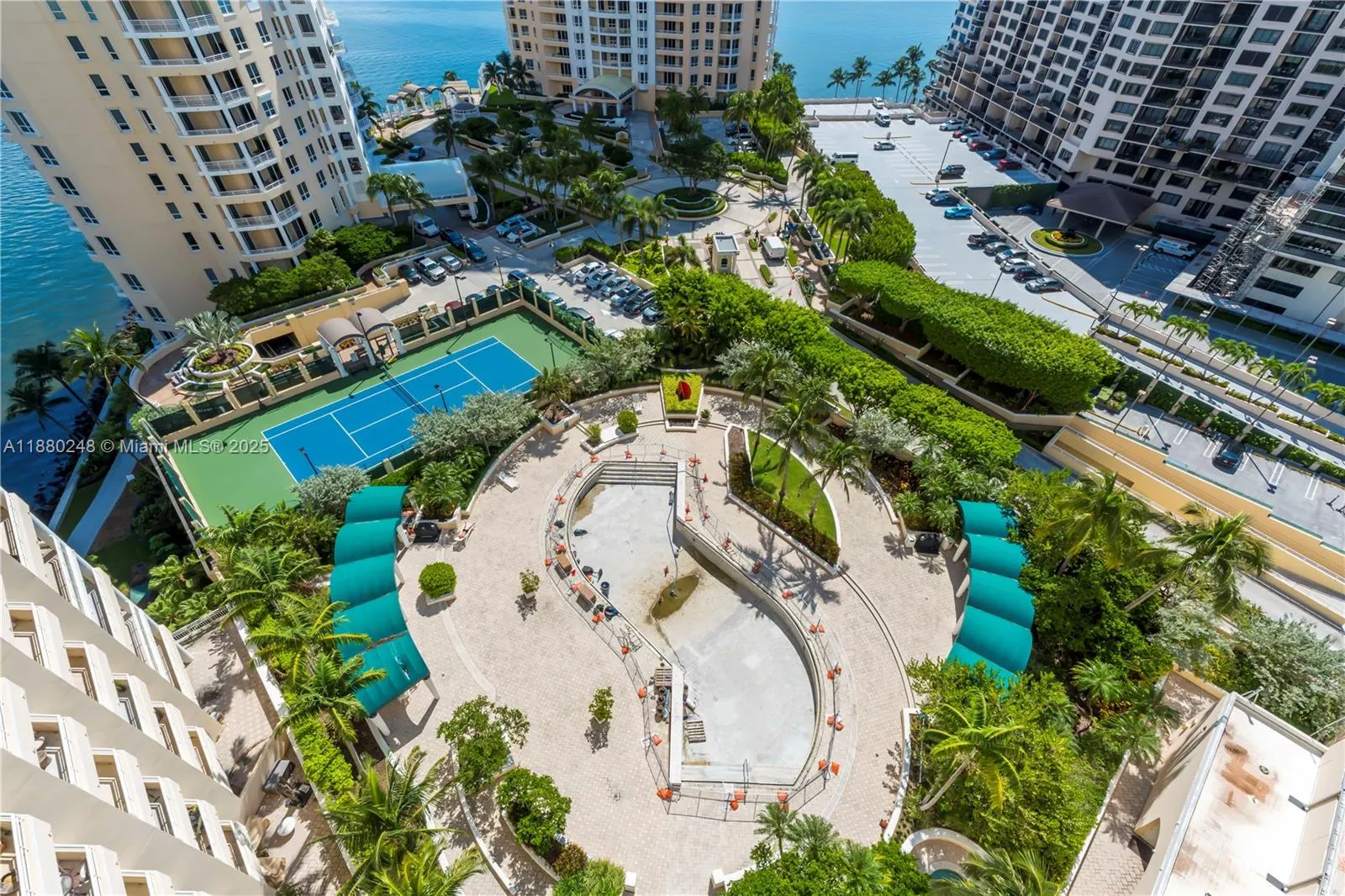 888 Brickell Key Dr, #1807