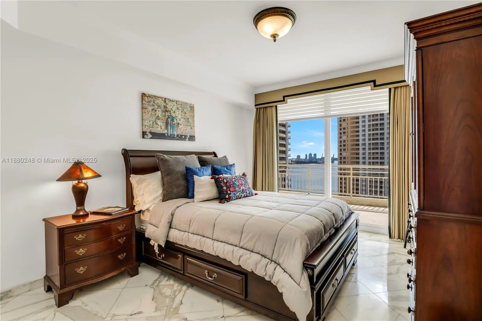 888 Brickell Key Dr, #1807