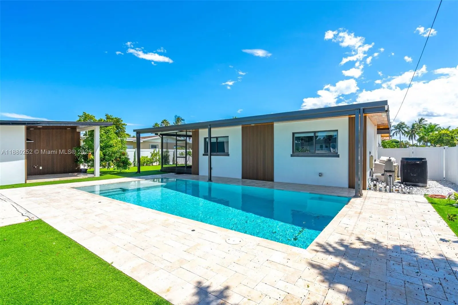 168 Granada Dr