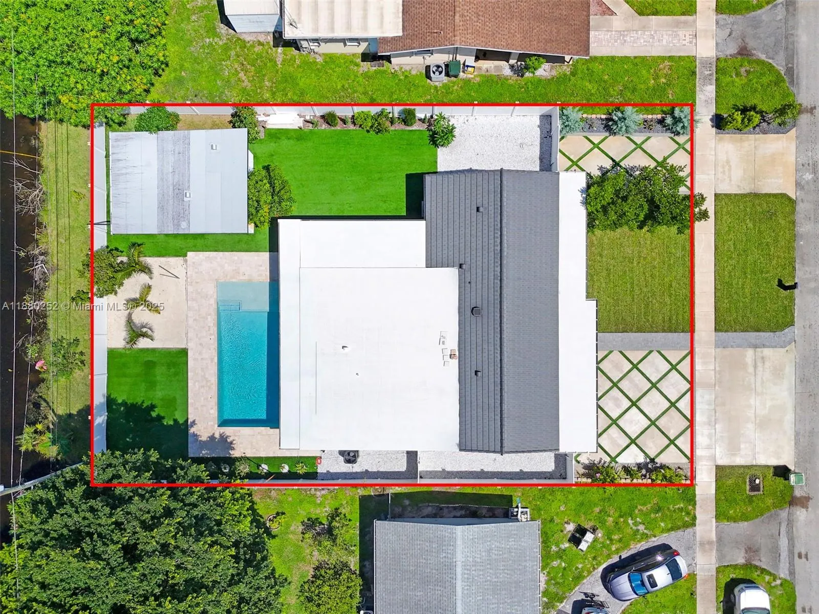 168 Granada Dr