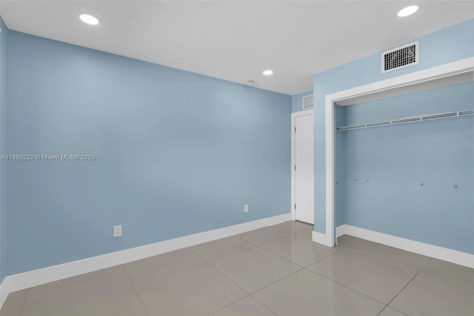 168 Granada Dr