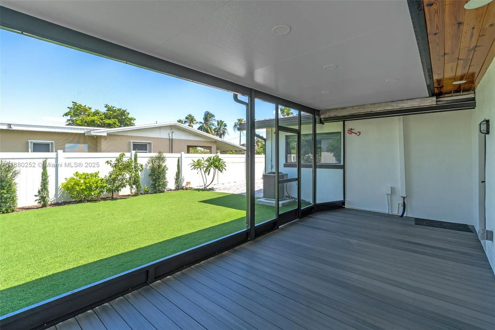 168 Granada Dr