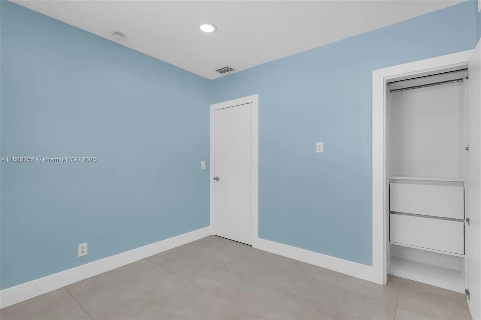 168 Granada Dr