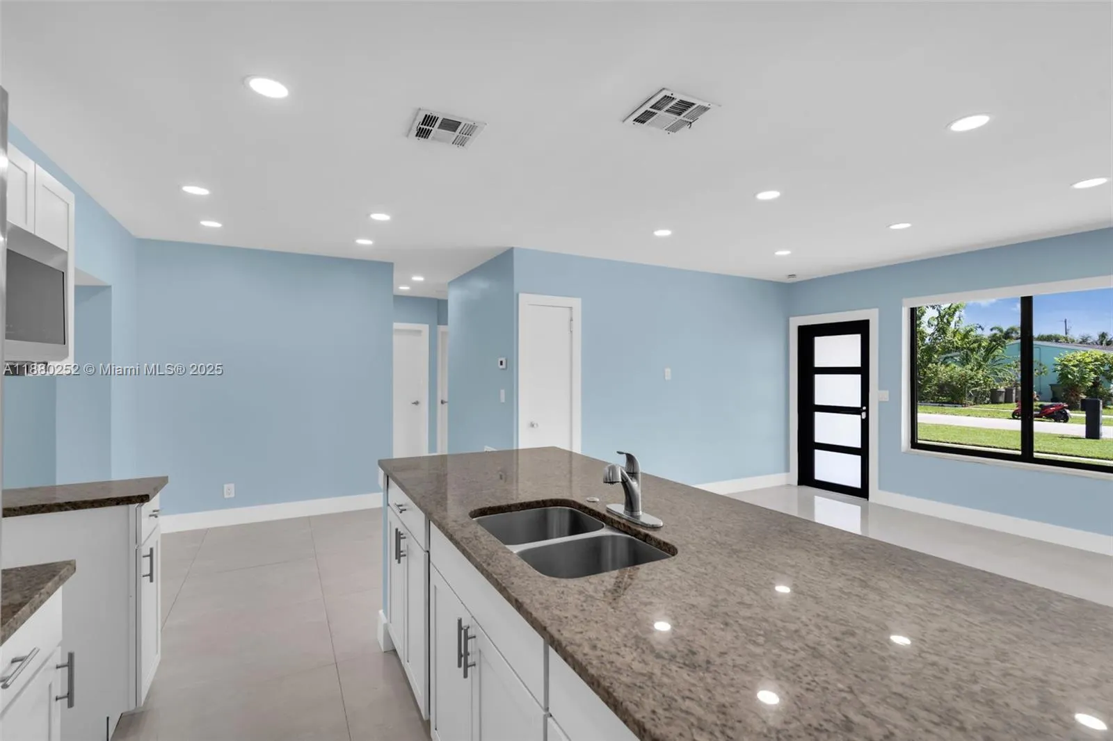 168 Granada Dr