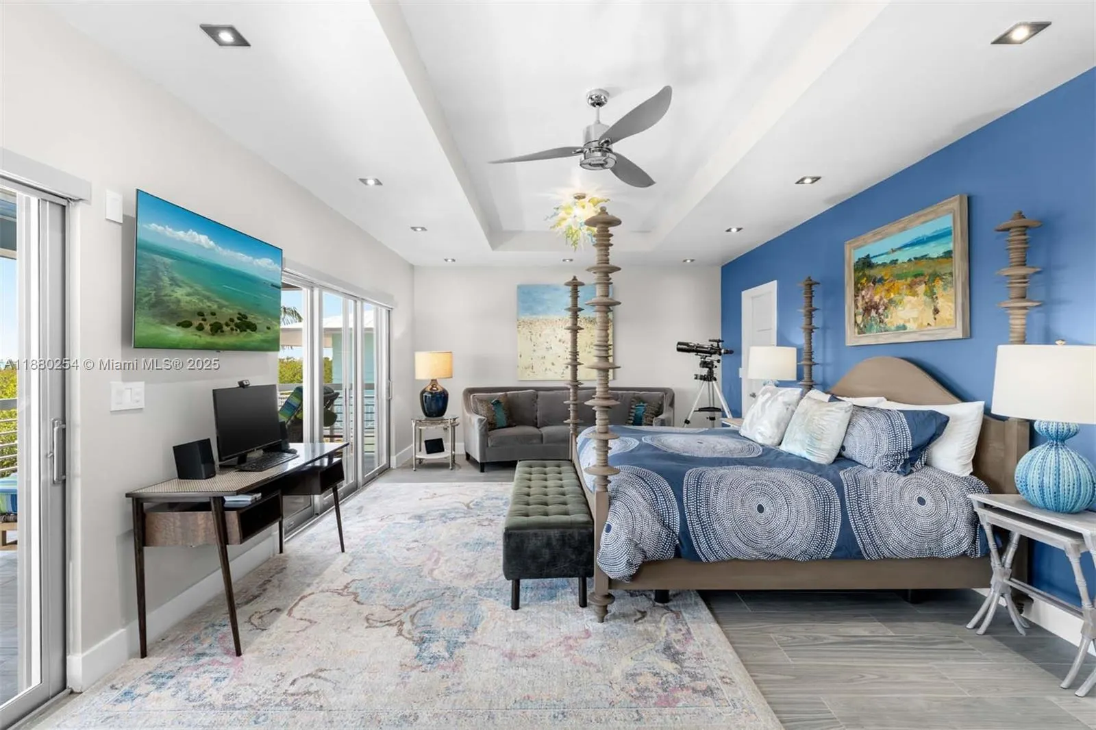 172 Venetian Dr