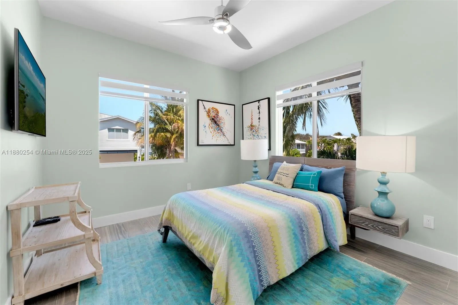 172 Venetian Dr