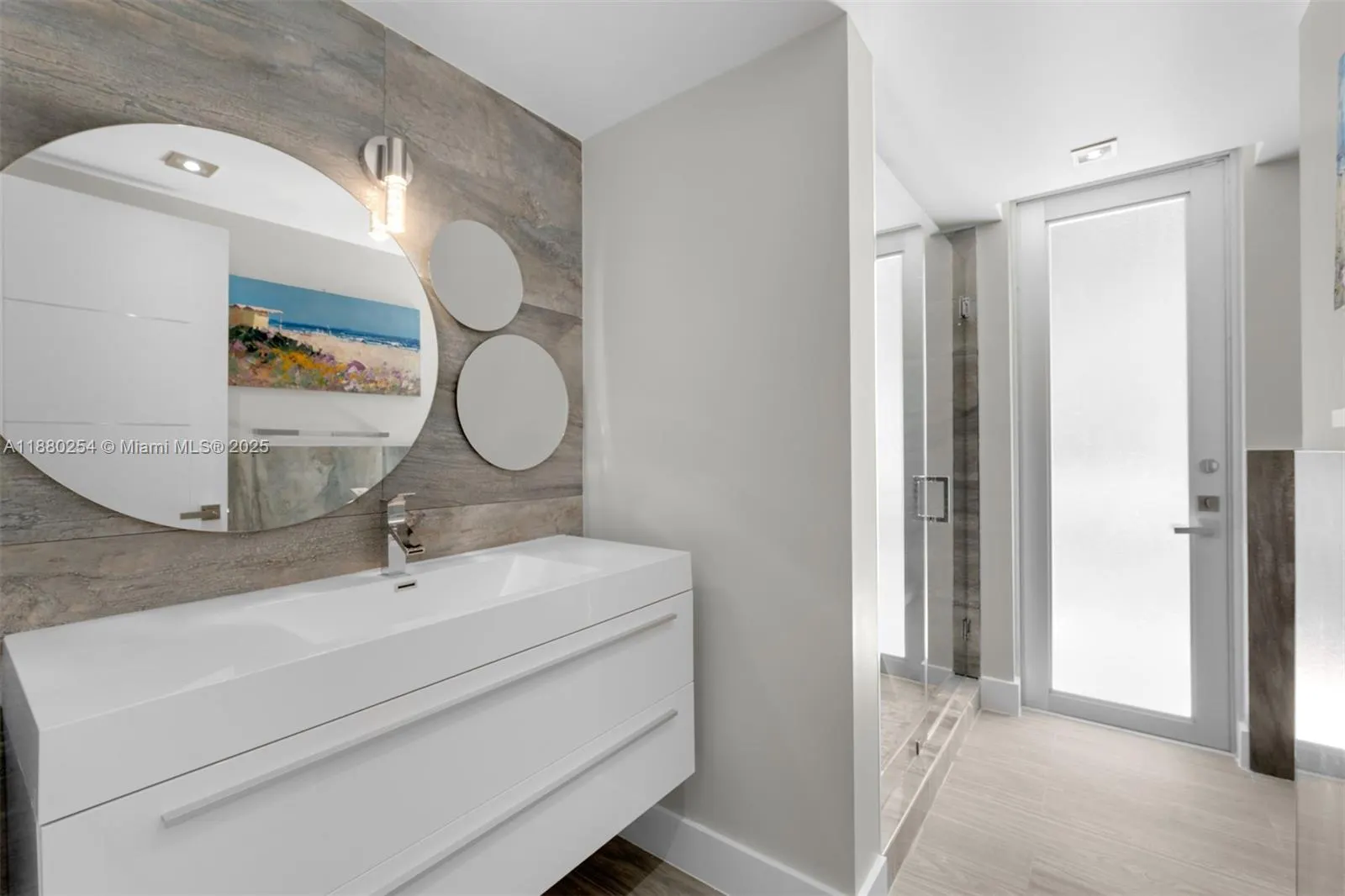172 Venetian Dr