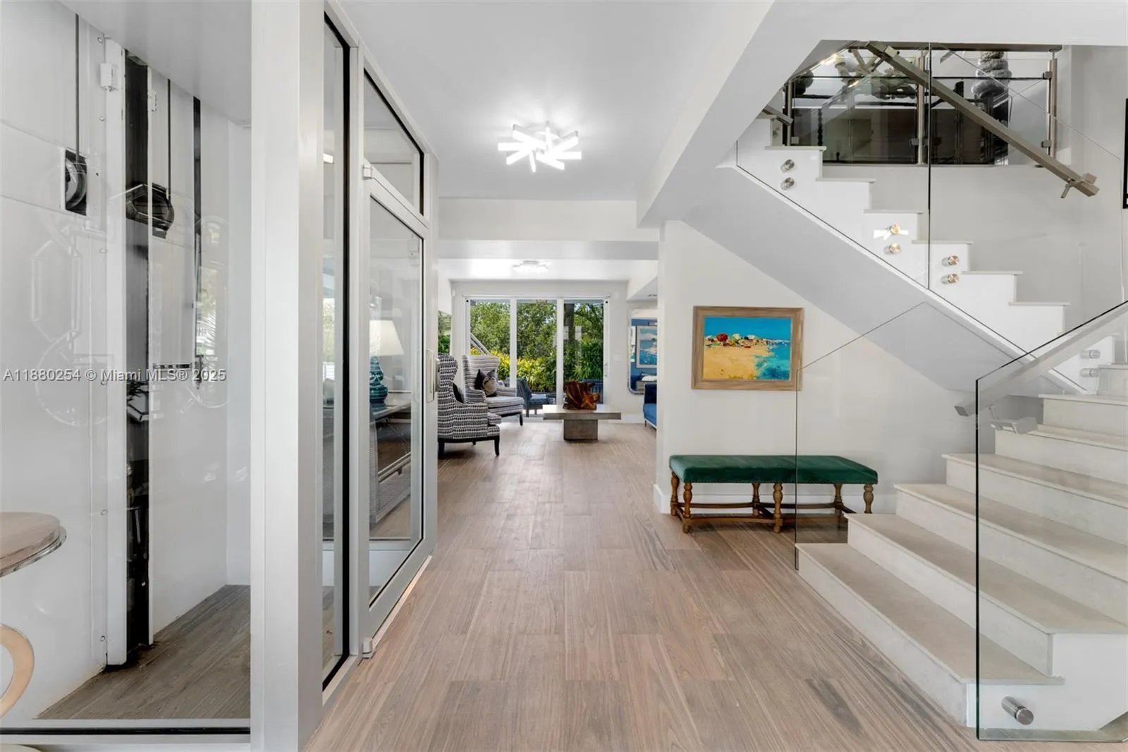 172 Venetian Dr
