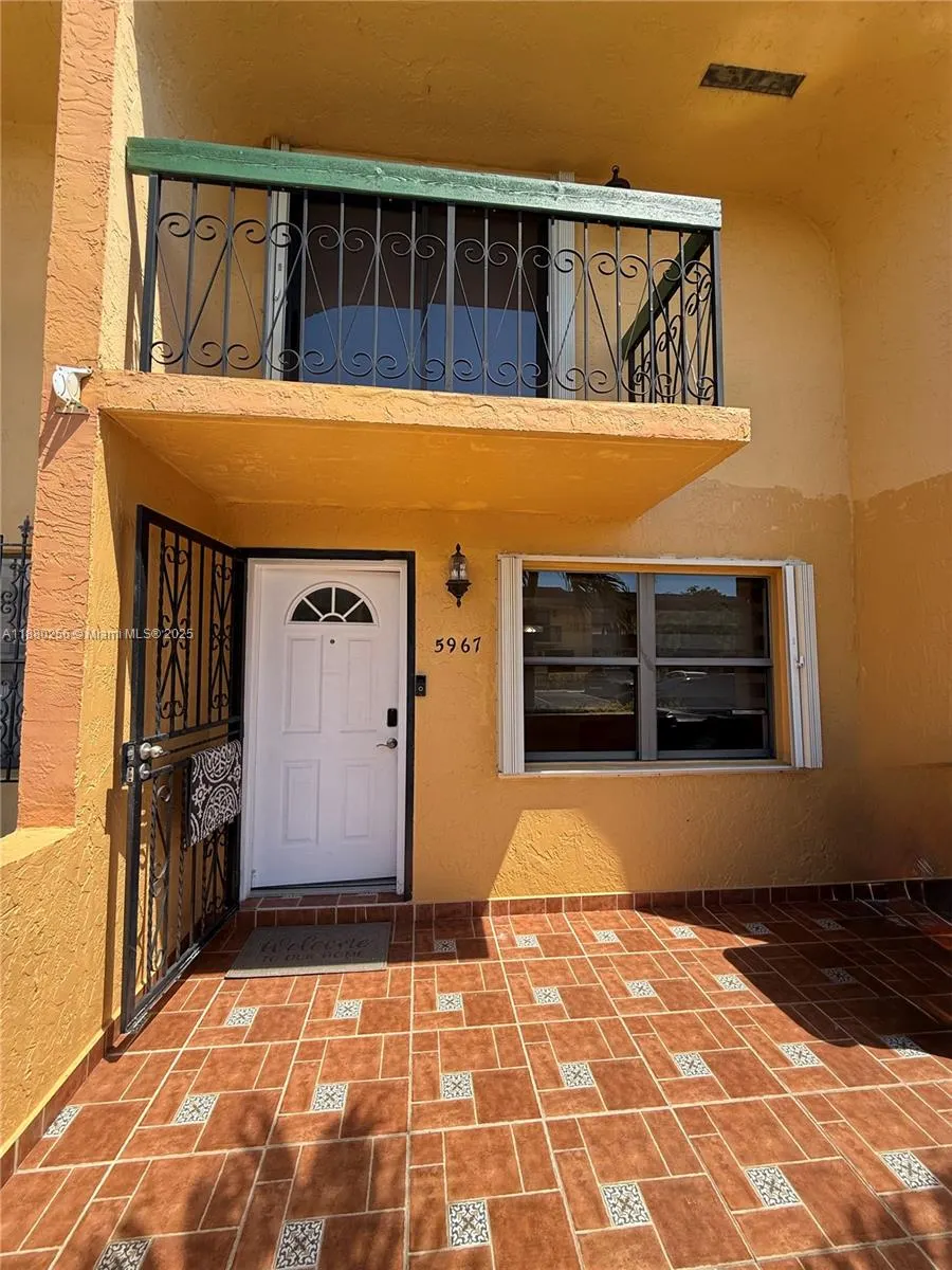 5967 W 18th Ct, #4-3
